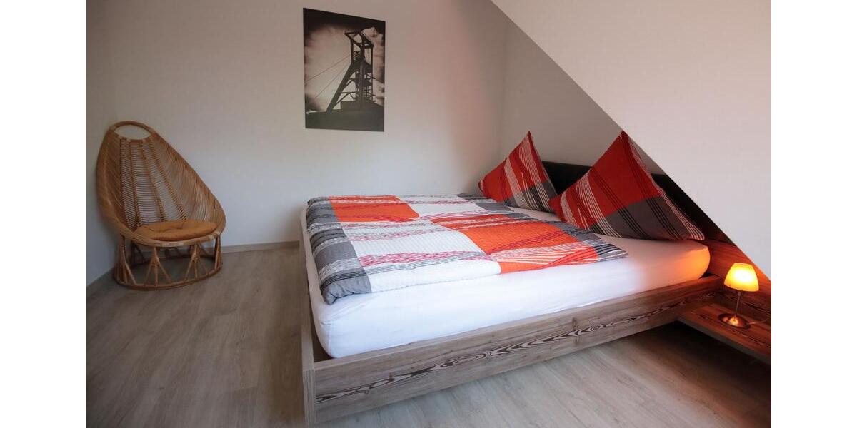 Reihenhaus Oberhausen Alsfeld - 5 Zimmer, 122 m&sup2;, 420.000&euro; | Angebot:24373368