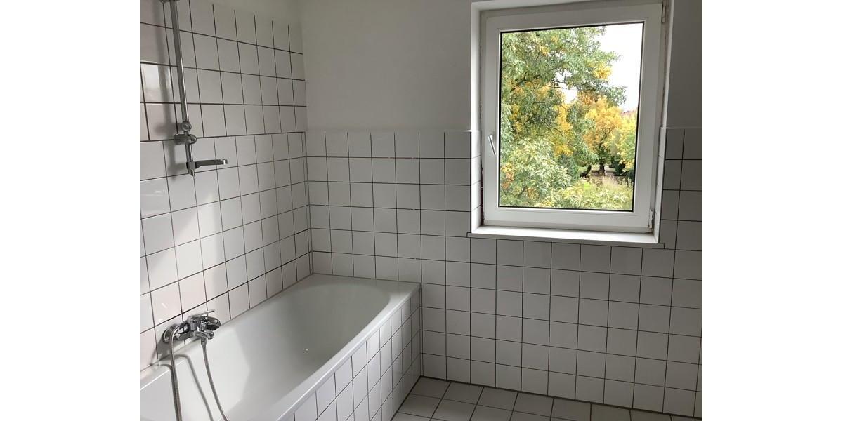 Etagenwohnung Gelsenkirchen Gelsenkirchen-Mitte - 3 Zimmer, 84 m&sup2;, 548&euro; | Angebot:26694867