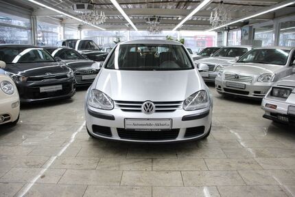 VW Golf 220.000 km 2.490 &euro; Essen 45356