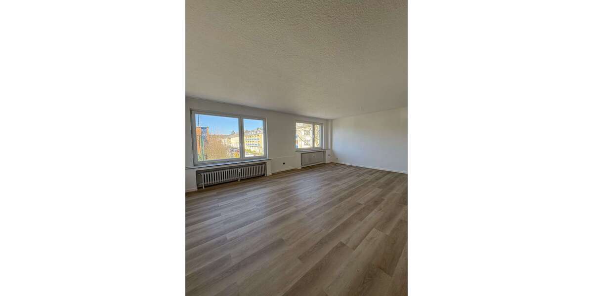 Etagenwohnung Essen Stadtbezirk III - 2 Zimmer, 95 m&sup2;, 1.100&euro; | Angebot:26256898