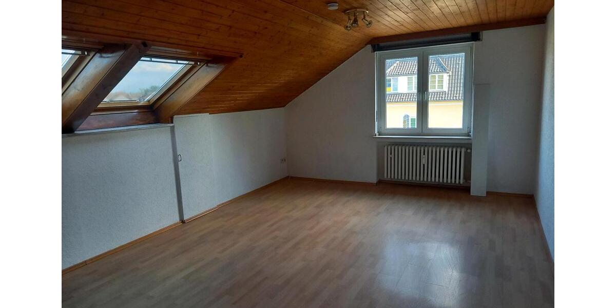 Dachgeschoßwohnung Moers Schwafheim - 2 Zimmer, 62 m&sup2;, 515&euro; | Angebot:26613524