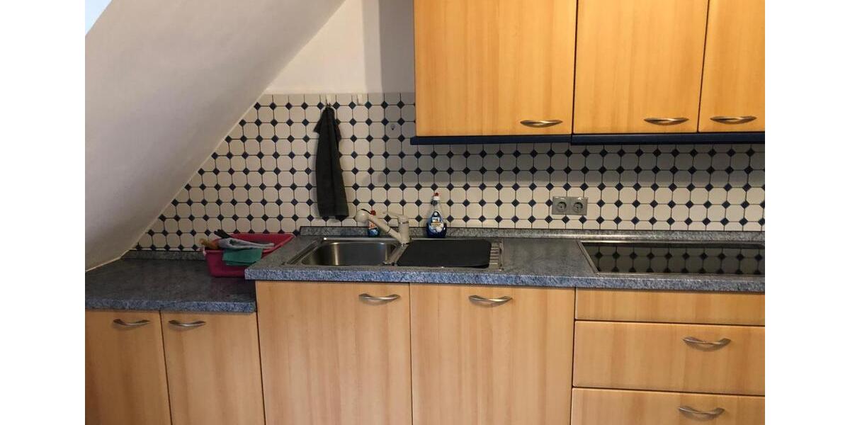 Dachgeschoßwohnung Gelsenkirchen Gelsenkirchen-Mitte - 4 Zimmer, 110 m&sup2;, 129.000&euro; | Angebot:26167328