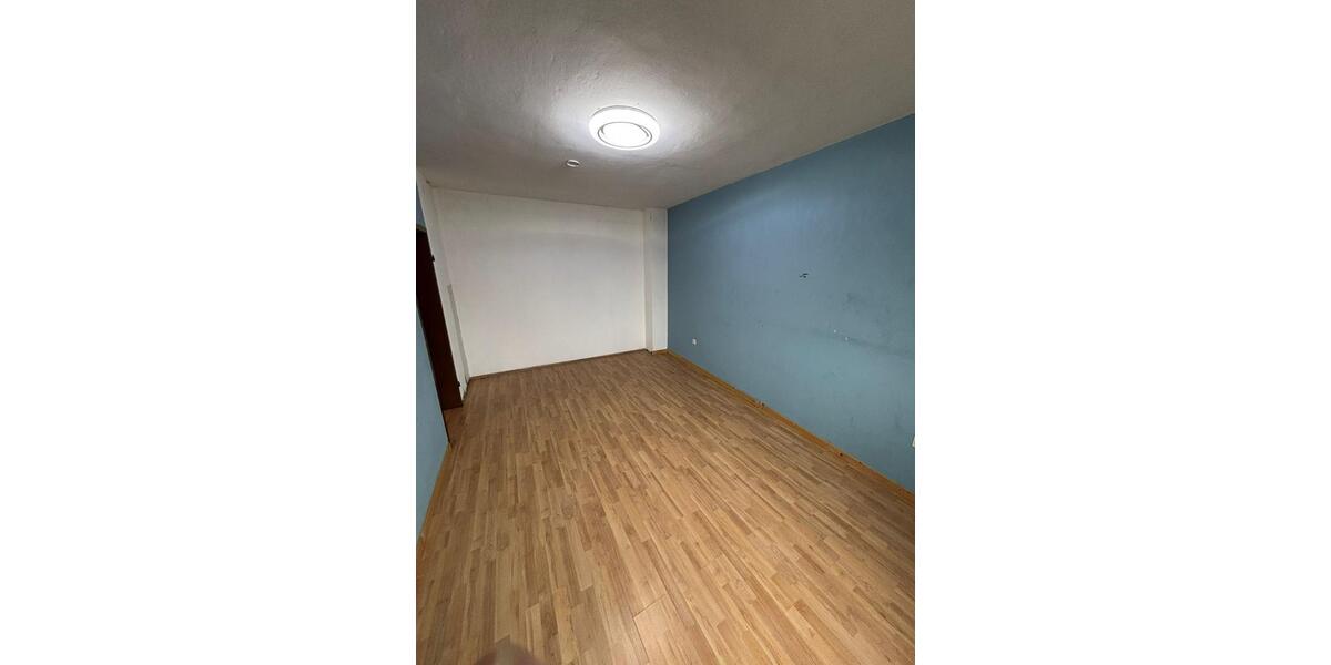 Etagenwohnung Essen Stadtbezirk IV - 2.5 Zimmer, 55 m&sup2;, 500&euro; | Angebot:25157144