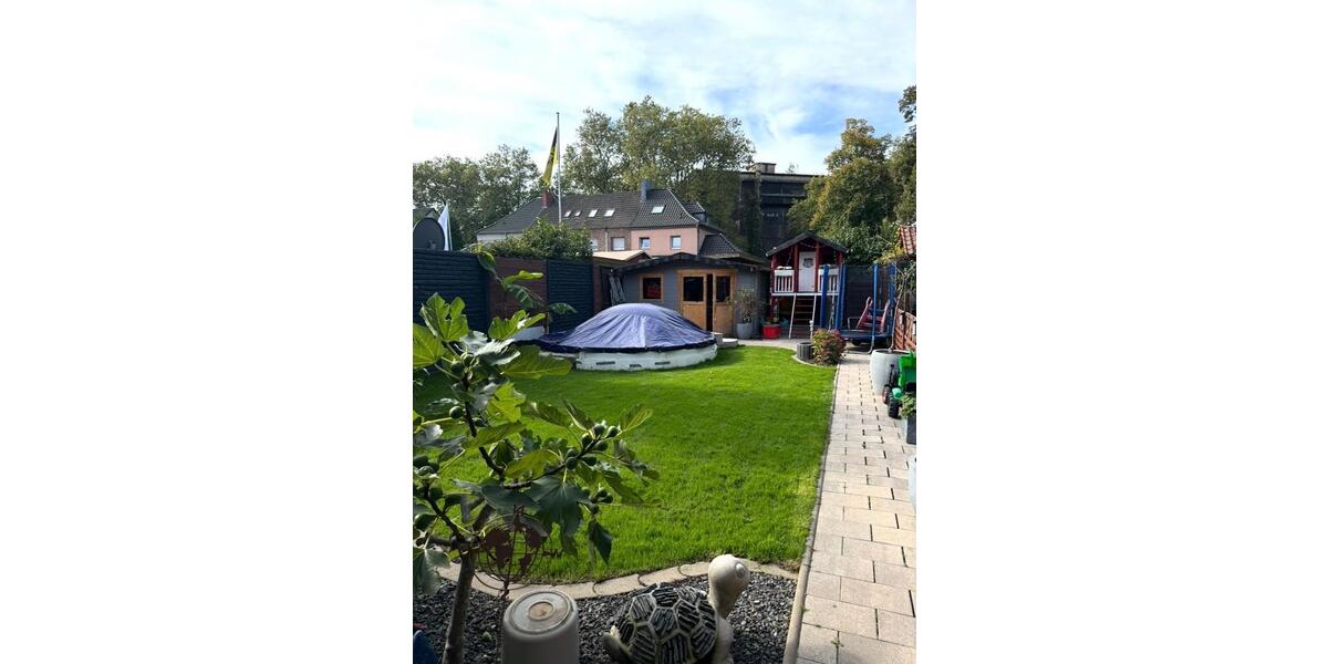 Reihenhaus Duisburg Beeck - 3 Zimmer, 71 m&sup2;, 275.000&euro; | Angebot:26755199