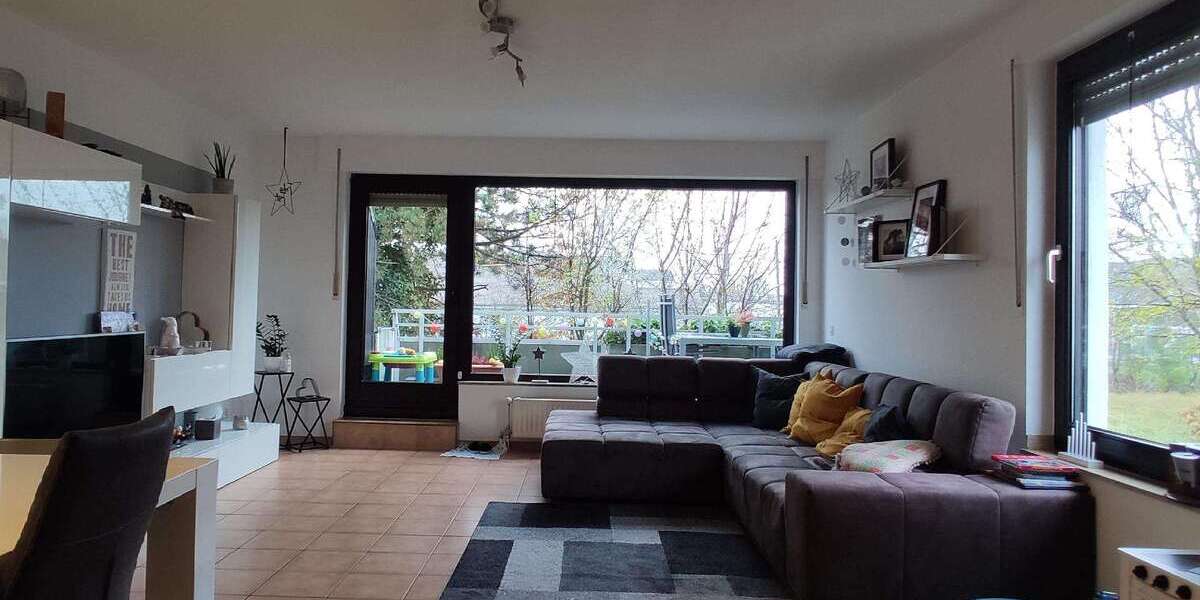 Etagenwohnung Rheinberg - 4 Zimmer, 99 m&sup2;, 199.000&euro; | Angebot:25754401