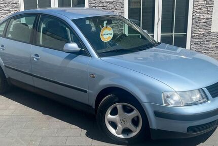 VW Passat 89.000 km 2.990 &euro; Oberhausen 46145