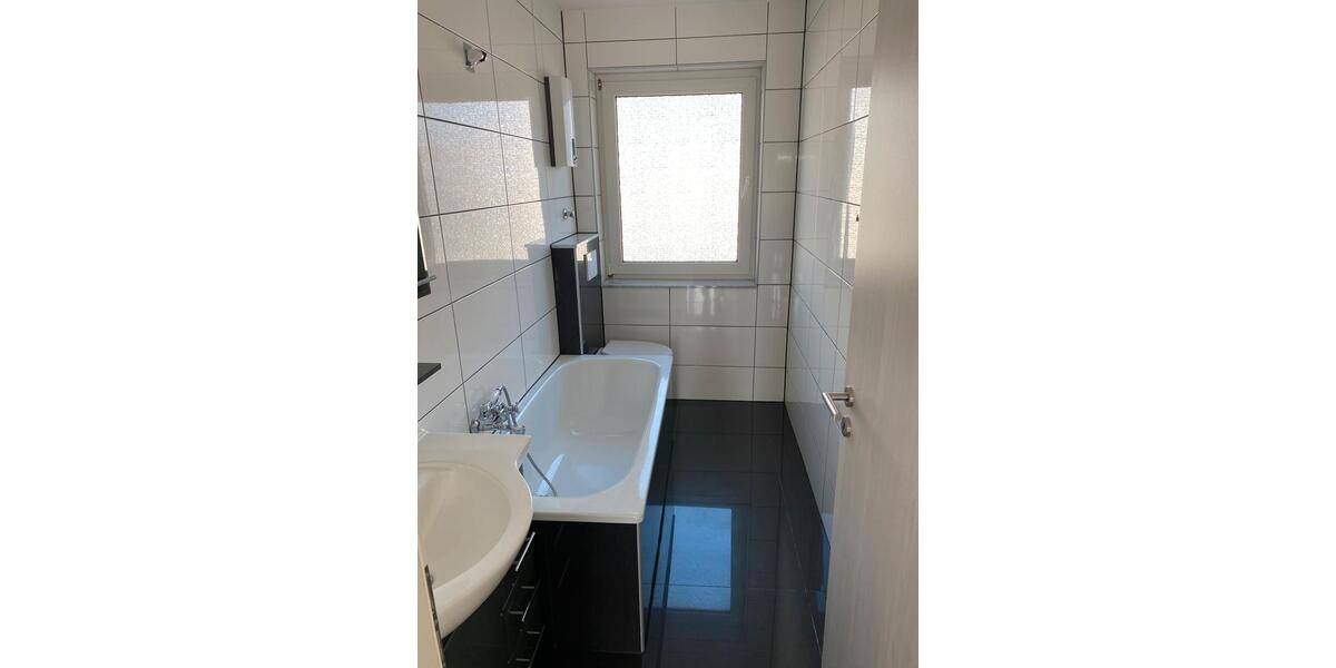 Etagenwohnung Duisburg Angerhausen - 2.5 Zimmer, 55 m&sup2;, 420&euro; | Angebot:26048056