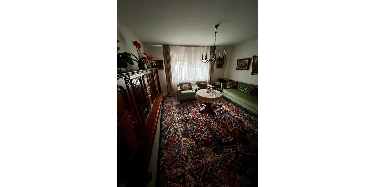 Etagenwohnung Essen Stadtbezirk II - 2 Zimmer, 1.100&euro; | Angebot:22261838