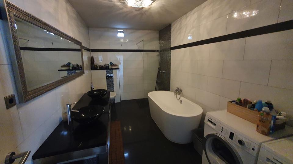 Einfamilienhaus Dinslaken Lohberg - 4 Zimmer, 252 m&sup2;, 539.000&euro; | Angebot:26480365