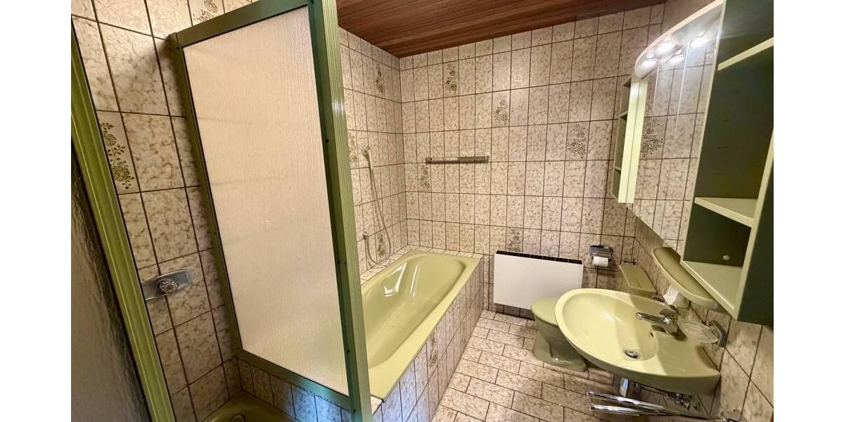 Doppelhaushälfte Dinslaken Bruch - 3 Zimmer, 100 m&sup2;, 340.000&euro; | Angebot:25999213