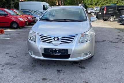 Toyota Avensis 150.620 km 5.500 &euro; Essen 45355