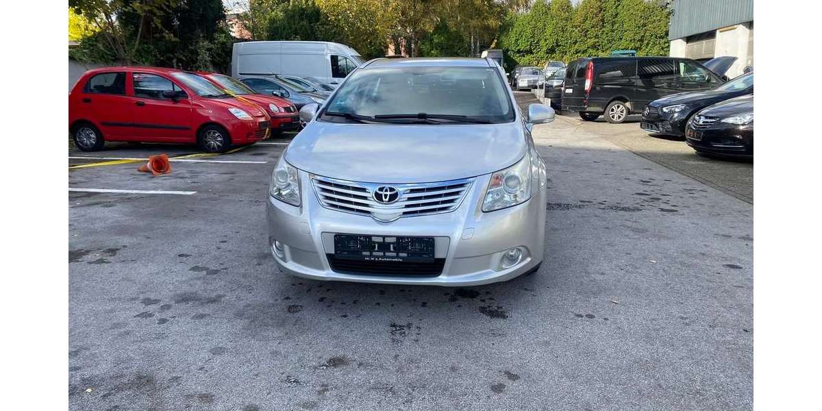 Toyota Avensis 150.620 km 5.500 &euro; Essen 45355