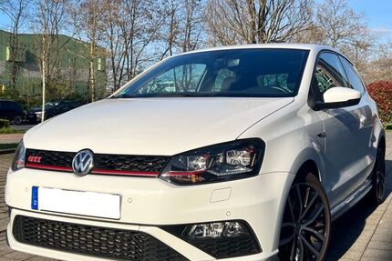 VW Polo 71.500 km 14.299 &euro; Duisburg 47058