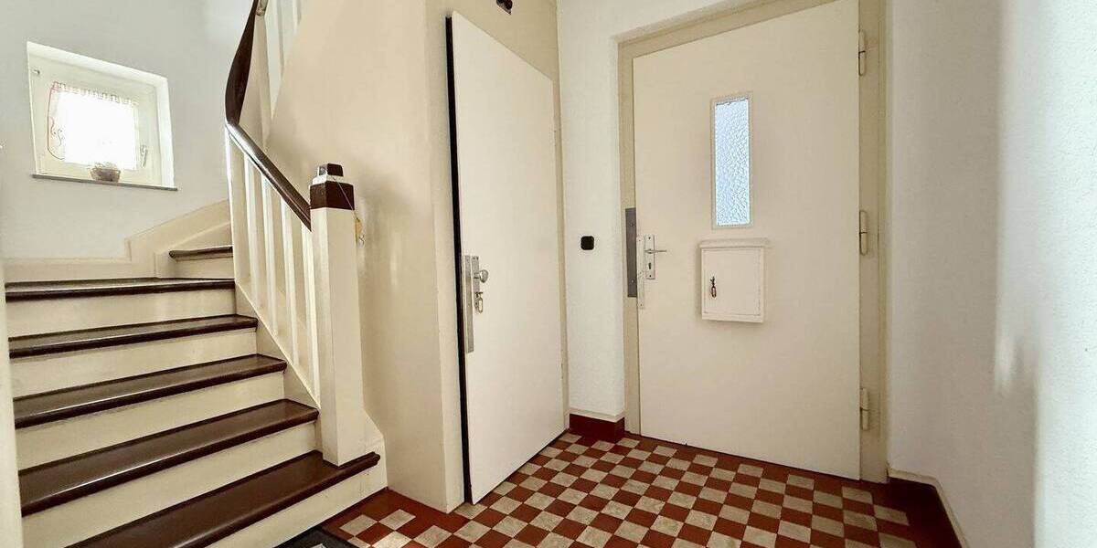 Mehrfamilienhaus, Wohnhaus Gladbeck Butendorf - 5 Zimmer, 144 m&sup2;, 298.000&euro; | Angebot:26043217