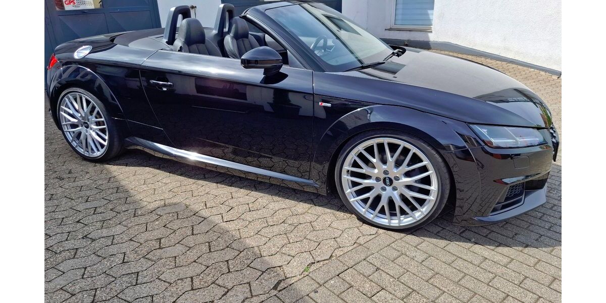Audi TT 99.350 km 24.700 &euro; Velbert 42553