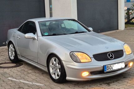 Mercedes-Benz SLK 200 179.900 km 4.250 &euro; Bochum 44866