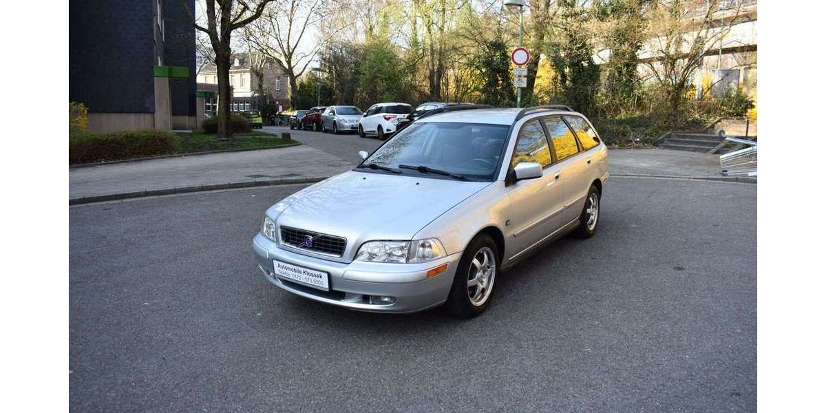 Volvo V40 159.500 km 4.950 &euro; Essen 45276