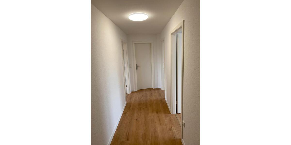 Dachgeschoßwohnung Duisburg Angerhausen - 2.5 Zimmer, 58 m&sup2;, 410&euro; | Angebot:26619998