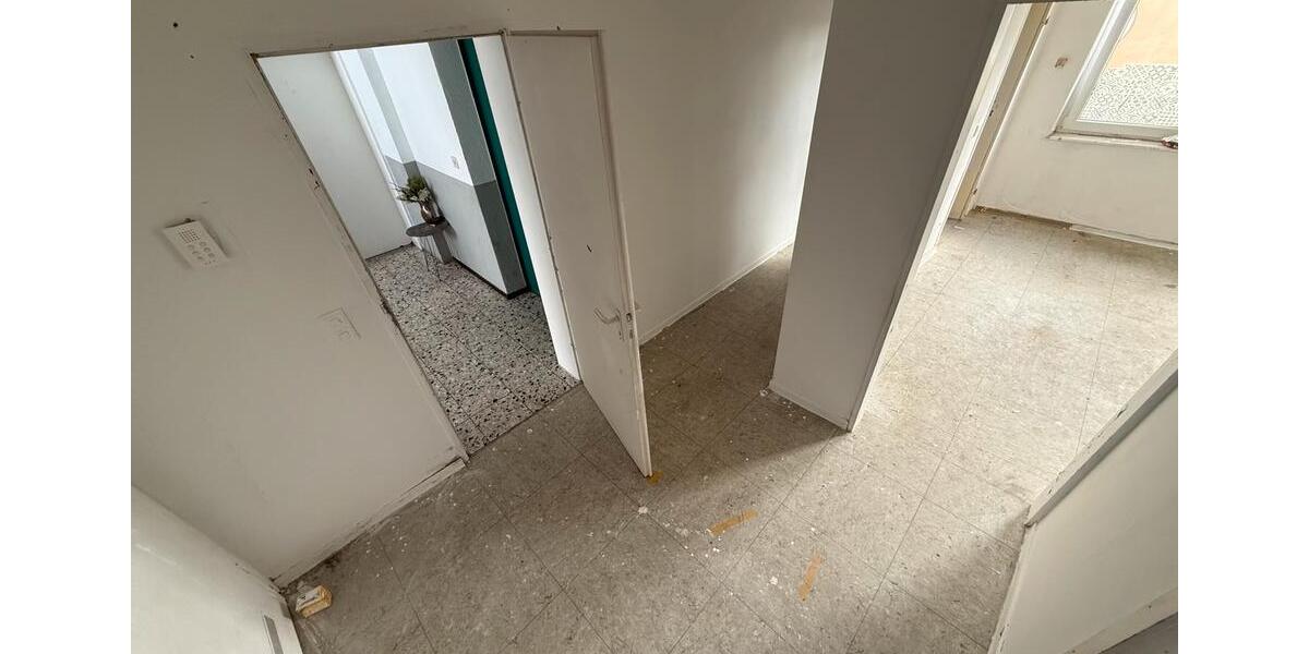 Etagenwohnung Duisburg Hamborn - 2 Zimmer, 70 m&sup2;, 600&euro; | Angebot:25538401