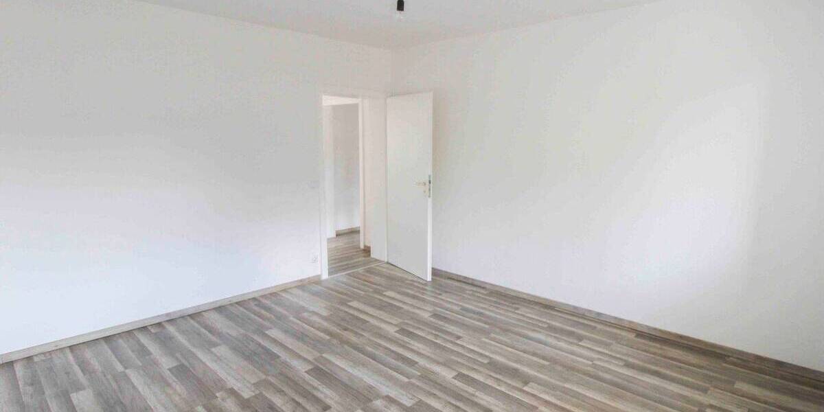 Etagenwohnung Duisburg Rumeln-Kaldenhausen - 3 Zimmer, 74 m&sup2;, 165.000&euro; | Angebot:26143309