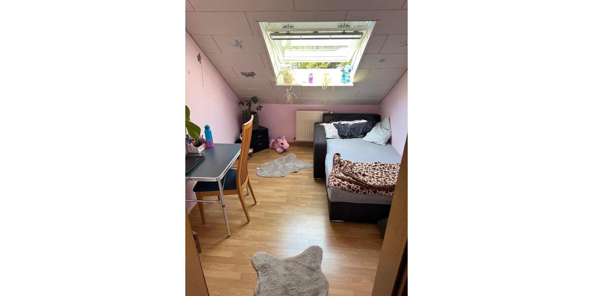 Dachgeschoßwohnung Oer-Erkenschwick Erkenschwick - 3 Zimmer, 70 m&sup2;, 700&euro; | Angebot:26705013