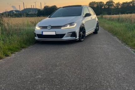 VW Golf 124.000 km 25.890 &euro; Herten 45699