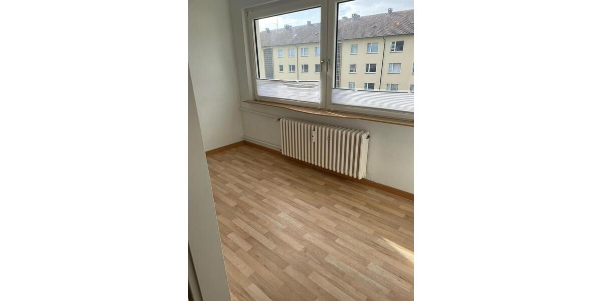 Etagenwohnung Hattingen Niederbonsfeld - 3.5 Zimmer, 79 m&sup2;, 500&euro; | Angebot:25978291