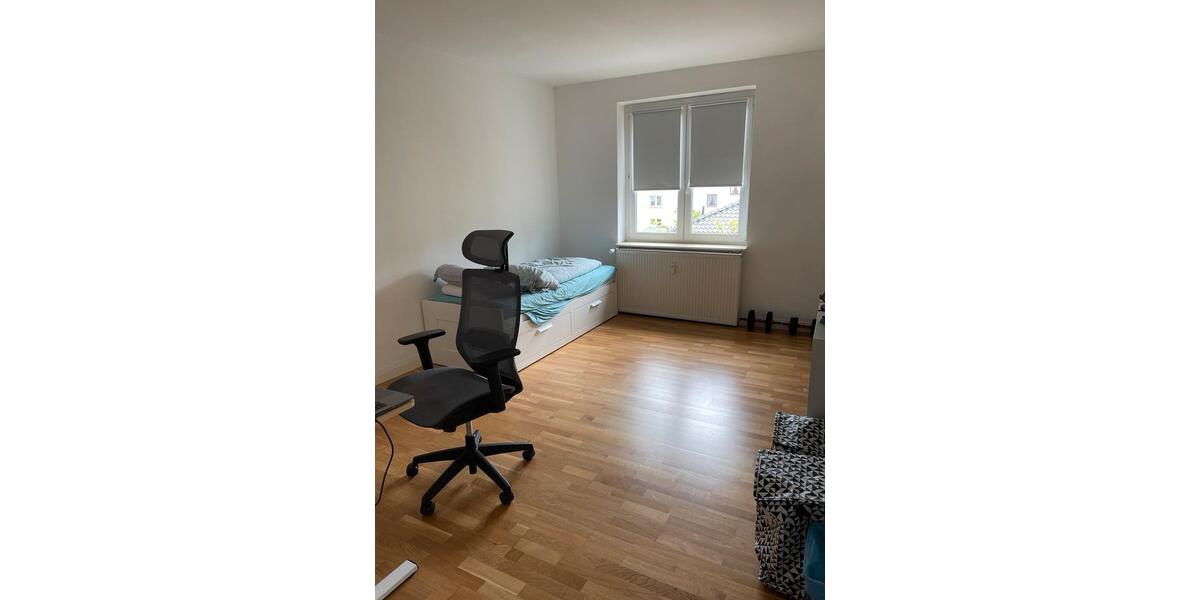 Etagenwohnung Essen Stadtbezirk II - 3 Zimmer, 75 m&sup2;, 1.130&euro; | Angebot:26638434