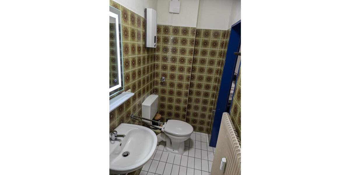 Etagenwohnung Oberhausen - 1 Zimmer, 39 m&sup2;, 650&euro; | Angebot:26093670