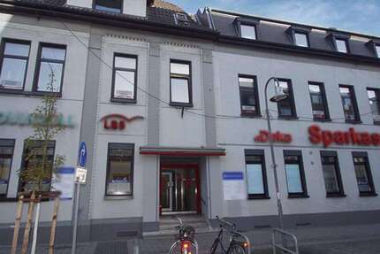 Haus Moers - 6 Zimmer, 174 m&sup2;, 1.390.000&euro; | Angebot:25193344