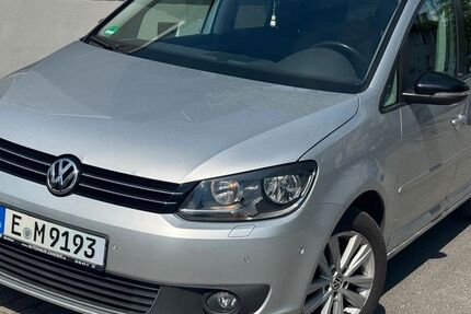 VW Touran 206.000 km 5.999 &euro; Essen 45356