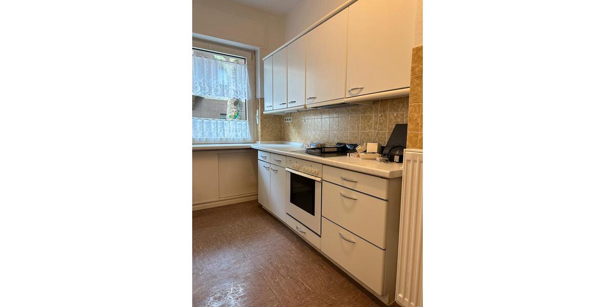 Hochparterre Essen Stadtbezirk II - 3 Zimmer, 94 m&sup2;, 1.100&euro; | Angebot:25841748