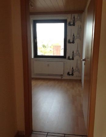 Etagenwohnung Moers Rheinkamp - 3.5 Zimmer, 68 m&sup2;, 700&euro; | Angebot:25894262